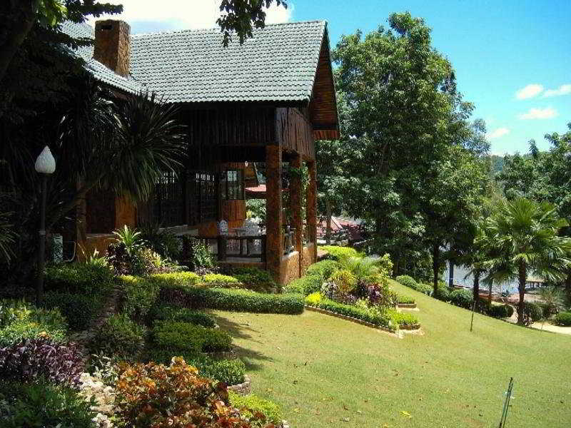 Saiyok Country Resort Ban Huai Maenam Noi Exterior foto
